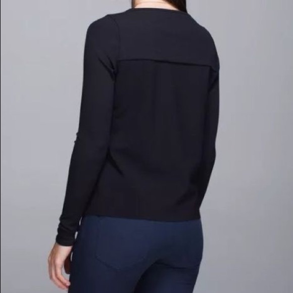 Lululemon out of this world long sleeve - Picture 3 of 4